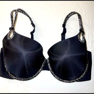 Victoria’s Secret 36DD Black Bra